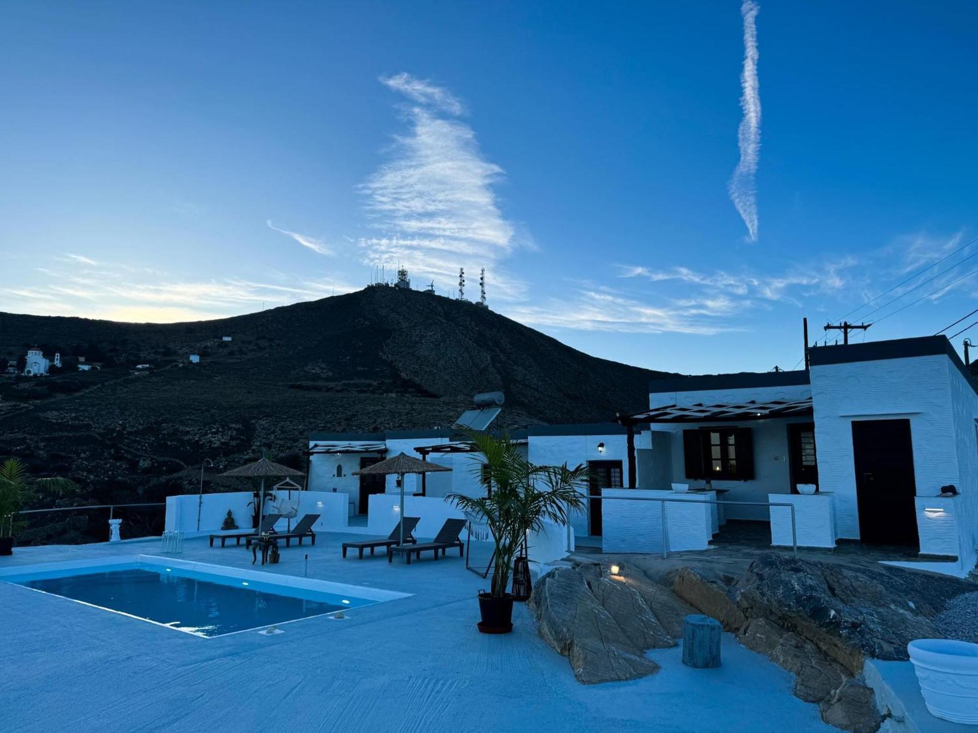 O Mylos Ermoupoli Exterior photo